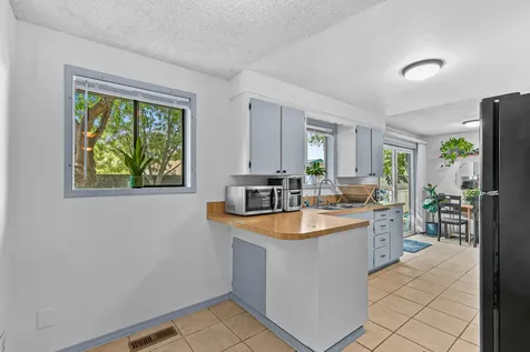 3026 Avenue G White City OR 97503