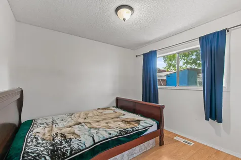 3026 Avenue G White City OR 97503