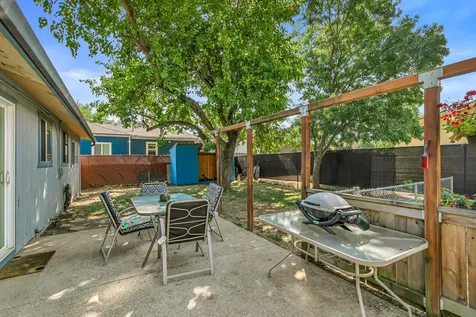 3026 Avenue G White City OR 97503