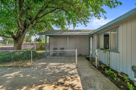 3026 Avenue G White City OR 97503