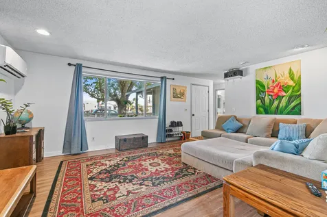 3026 Avenue G White City OR 97503