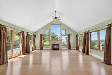 4406 San Juan Drive Medford OR 97504