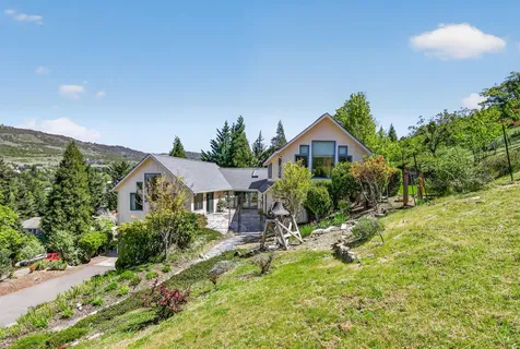 4406 San Juan Drive Medford OR 97504
