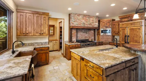 15141 SW Hope Vista Drive Powell Butte OR 97753