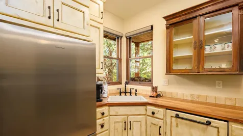 15141 SW Hope Vista Drive Powell Butte OR 97753