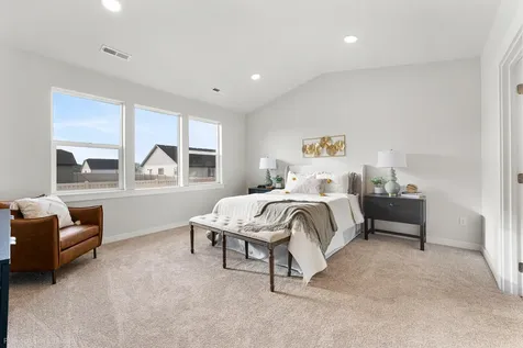 3077 Mount Thielsen Drive Medford OR 97504