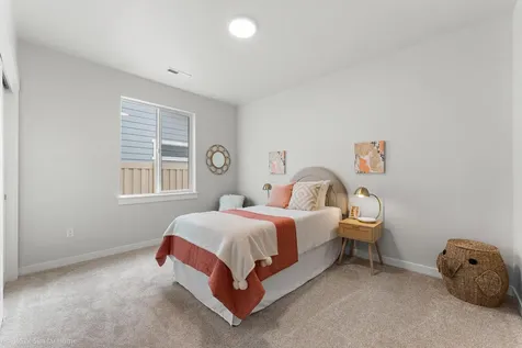 3077 Mount Thielsen Drive Medford OR 97504