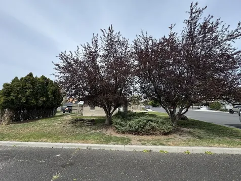 221 NE Idlewood Street Prineville OR 97754