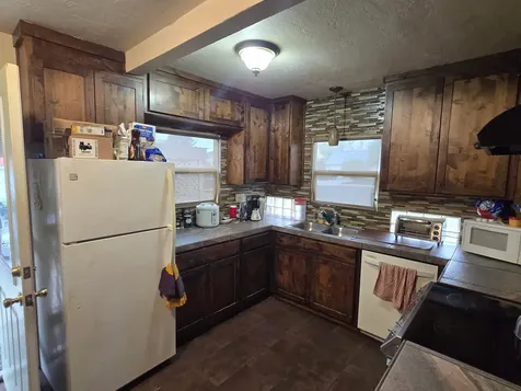 221 NE Idlewood Street Prineville OR 97754