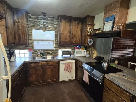 221 NE Idlewood Street Prineville OR 97754