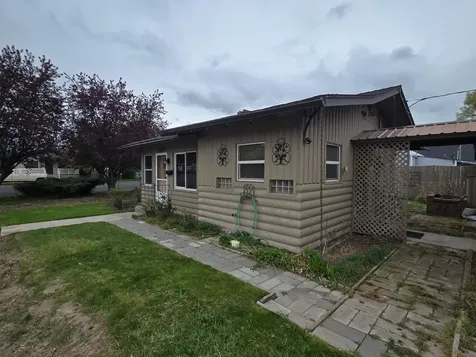 221 NE Idlewood Street Prineville OR 97754