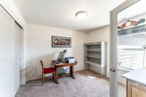 2303 NE 3rd Street Redmond OR 97756