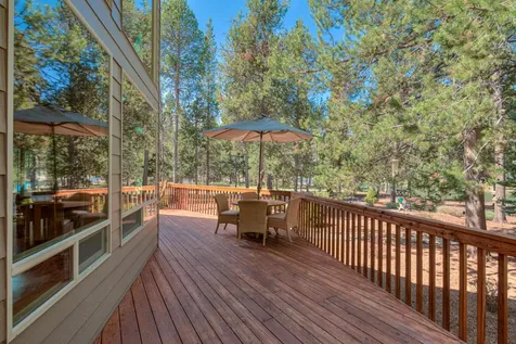 55877 Wood Duck Drive Bend OR 97707