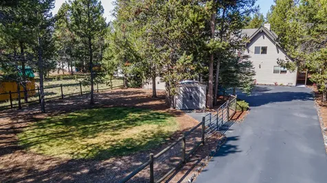 55877 Wood Duck Drive Bend OR 97707