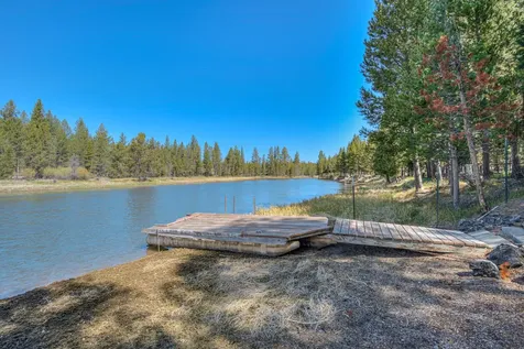 55877 Wood Duck Drive Bend OR 97707