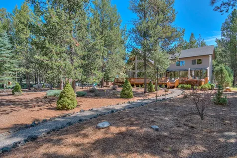 55877 Wood Duck Drive Bend OR 97707