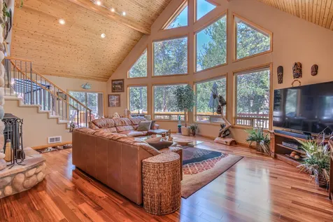 55877 Wood Duck Drive Bend OR 97707