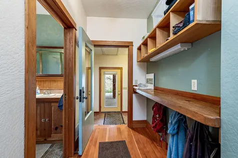 2245 Colestin Road Ashland OR 97520