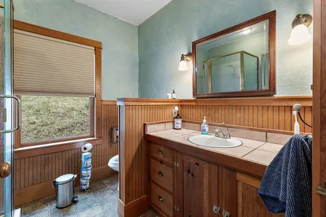 2245 Colestin Road Ashland OR 97520