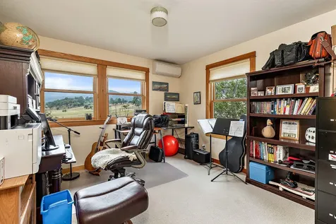 2245 Colestin Road Ashland OR 97520