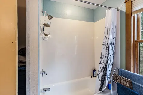 2245 Colestin Road Ashland OR 97520