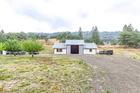 2245 Colestin Road Ashland OR 97520