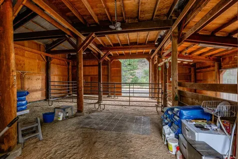 2245 Colestin Road Ashland OR 97520