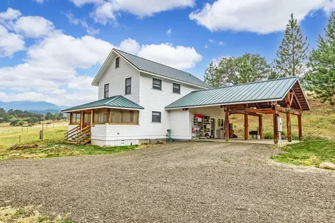 2245 Colestin Road Ashland OR 97520