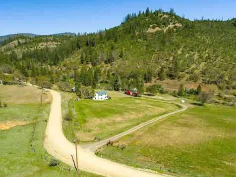 2245 Colestin Road Ashland OR 97520