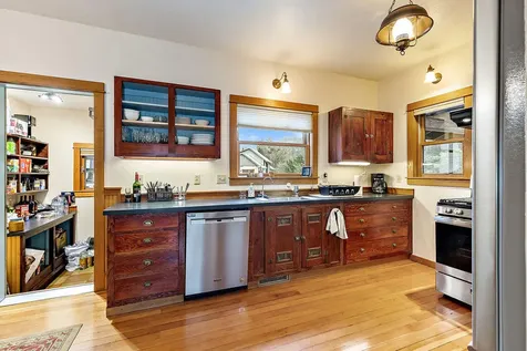 2245 Colestin Road Ashland OR 97520