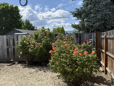 3015 Milhoan Drive Medford OR 97504