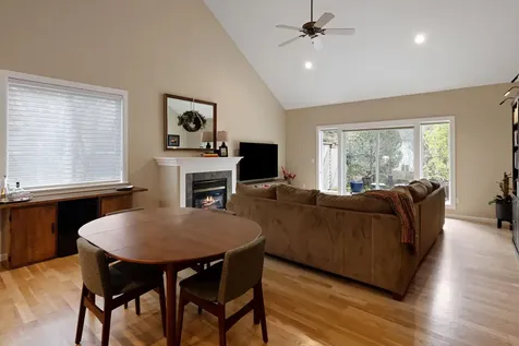 19562 Meadowbrook Drive Bend OR 97702