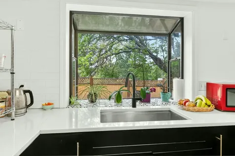 820 E Pebble Beach Drive Ashland OR 97520