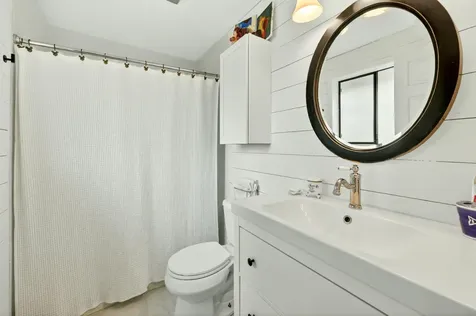 820 E Pebble Beach Drive Ashland OR 97520