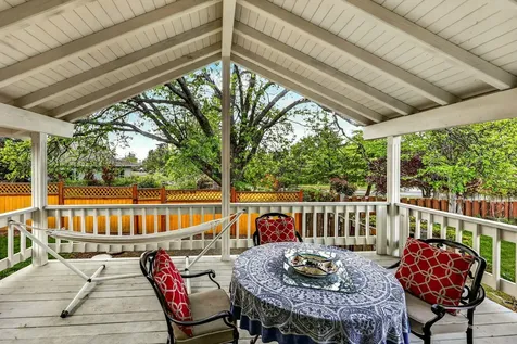 820 E Pebble Beach Drive Ashland OR 97520