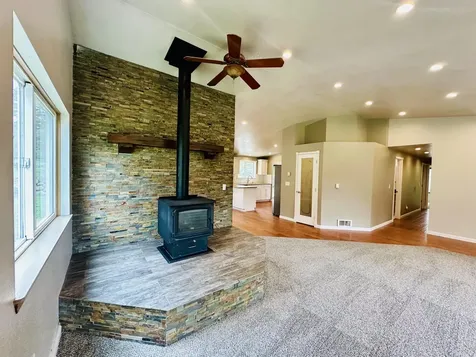 16524 Fieldcrest Road Klamath Falls OR 97603