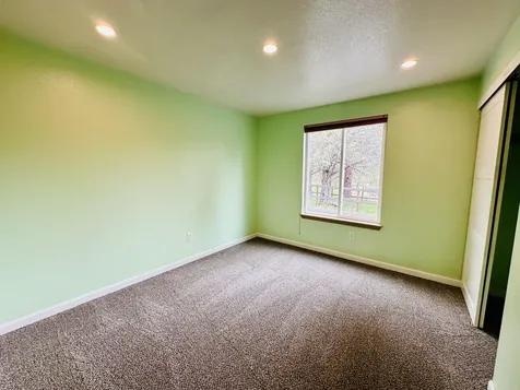 16524 Fieldcrest Road Klamath Falls OR 97603
