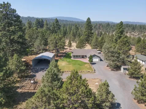 16524 Fieldcrest Road Klamath Falls OR 97603