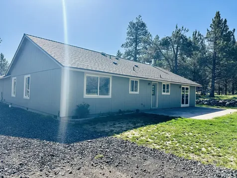 16524 Fieldcrest Road Klamath Falls OR 97603