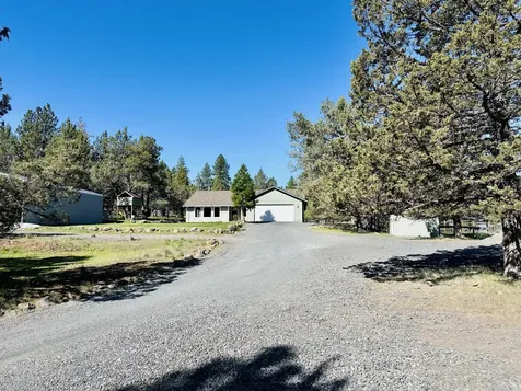 16524 Fieldcrest Road Klamath Falls OR 97603