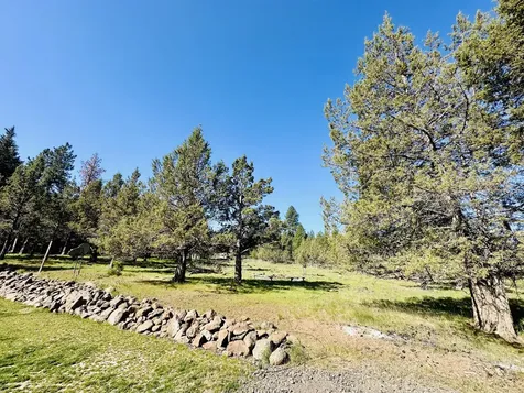 16524 Fieldcrest Road Klamath Falls OR 97603