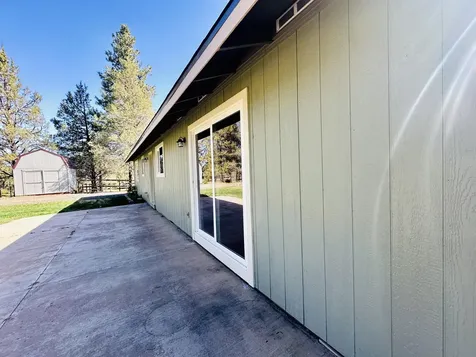 16524 Fieldcrest Road Klamath Falls OR 97603