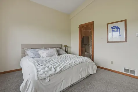 65225 Gerking Market Road Bend OR 97703