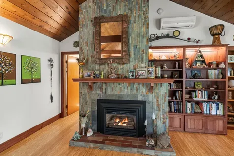 1341 NW Washington Boulevard Grants Pass OR 97526