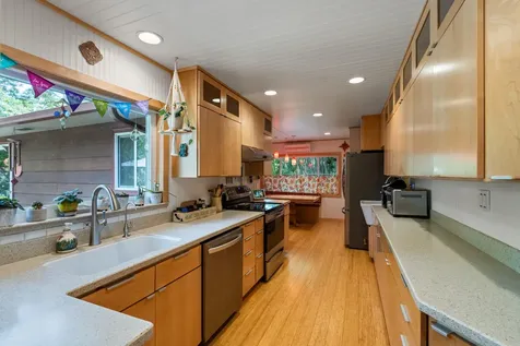 1341 NW Washington Boulevard Grants Pass OR 97526