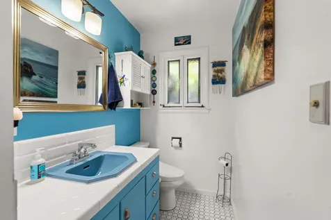 1341 NW Washington Boulevard Grants Pass OR 97526