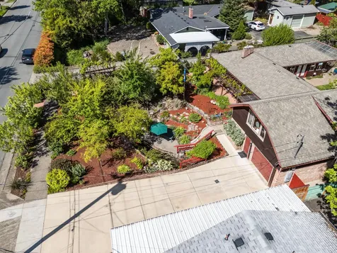 1341 NW Washington Boulevard Grants Pass OR 97526