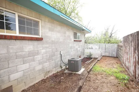 733 SE Turner Street Madras OR 97741