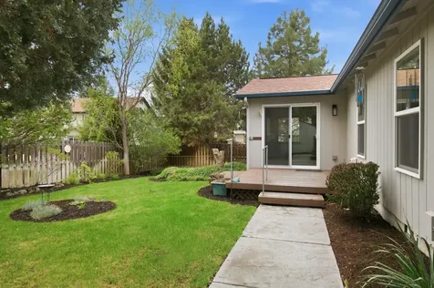 3097 NE Barrington Court Bend OR 97701