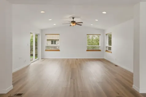 3097 NE Barrington Court Bend OR 97701